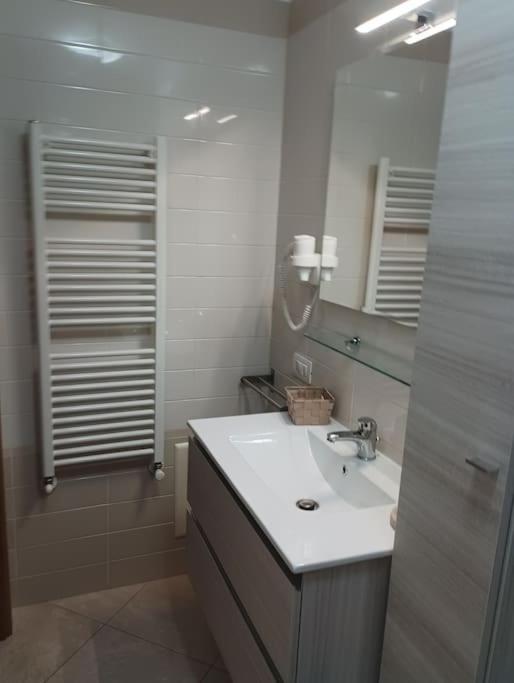 A Casa Di Laura Apartment Napoli Ngoại thất bức ảnh