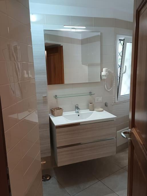 A Casa Di Laura Apartment Napoli Ngoại thất bức ảnh