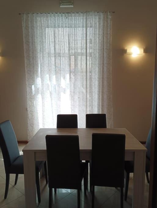 A Casa Di Laura Apartment Napoli Ngoại thất bức ảnh